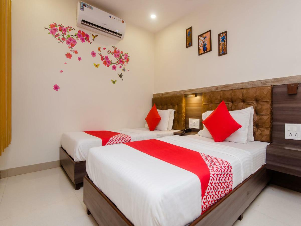 Hotel Golden Palace มุมไบ ภายนอก รูปภาพ