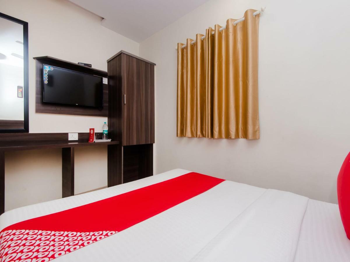 Hotel Golden Palace มุมไบ ภายนอก รูปภาพ